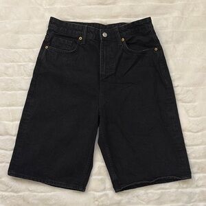 H&M‎ Relaxed Black Jean Shorts for Effortless Style 6